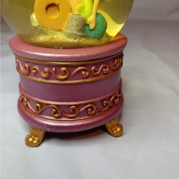 Disney Store Exclusive Mini Tinker Bell Snow Globe Fairies Edition sewing thread - Picture 6 of 7
